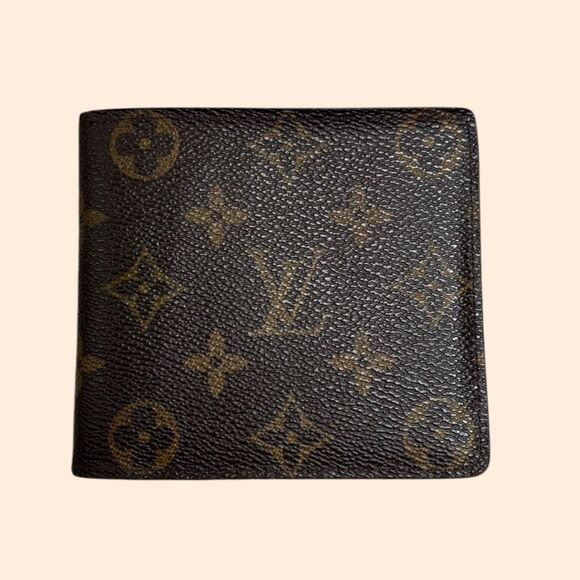 Louis Vuitton Monogram Bifold Wallet - Picture 1 of 13